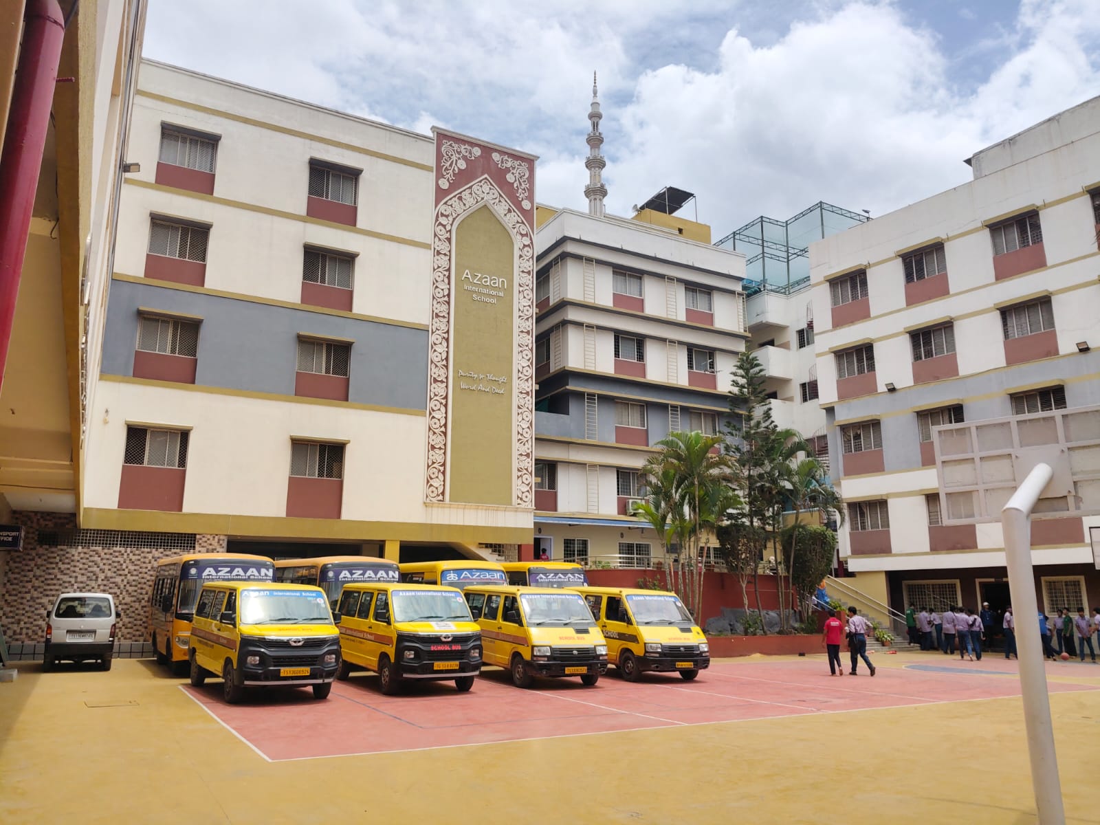 Azaan International School